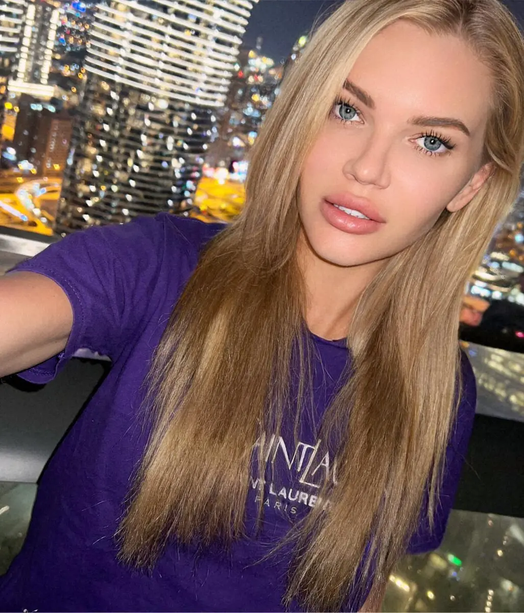 Agata escort in Dubai
