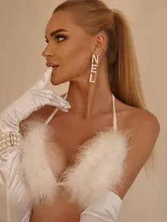 Agata escort in Dubai