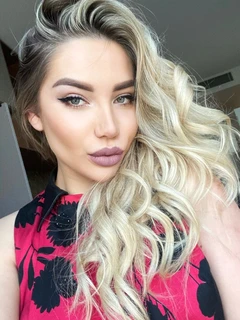 Aleksia escort in Dubai