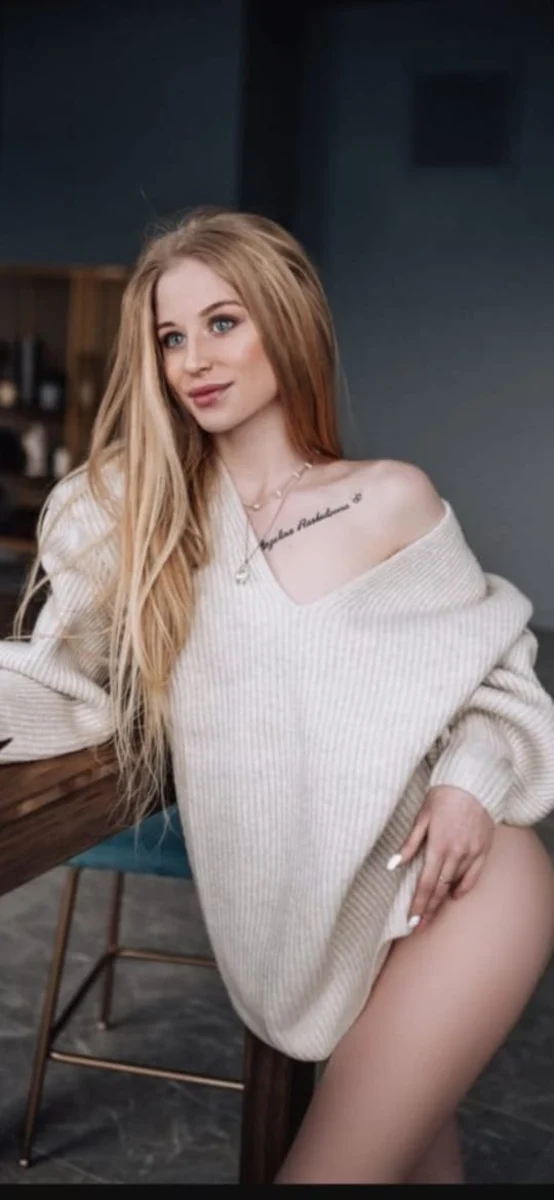 Angelina escort in Dubai