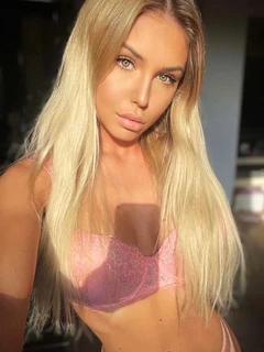 Kinga escort in Dubai