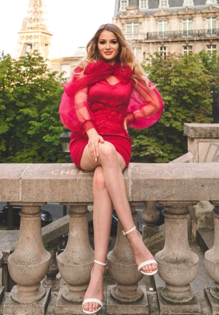Kristi escort in Dubai