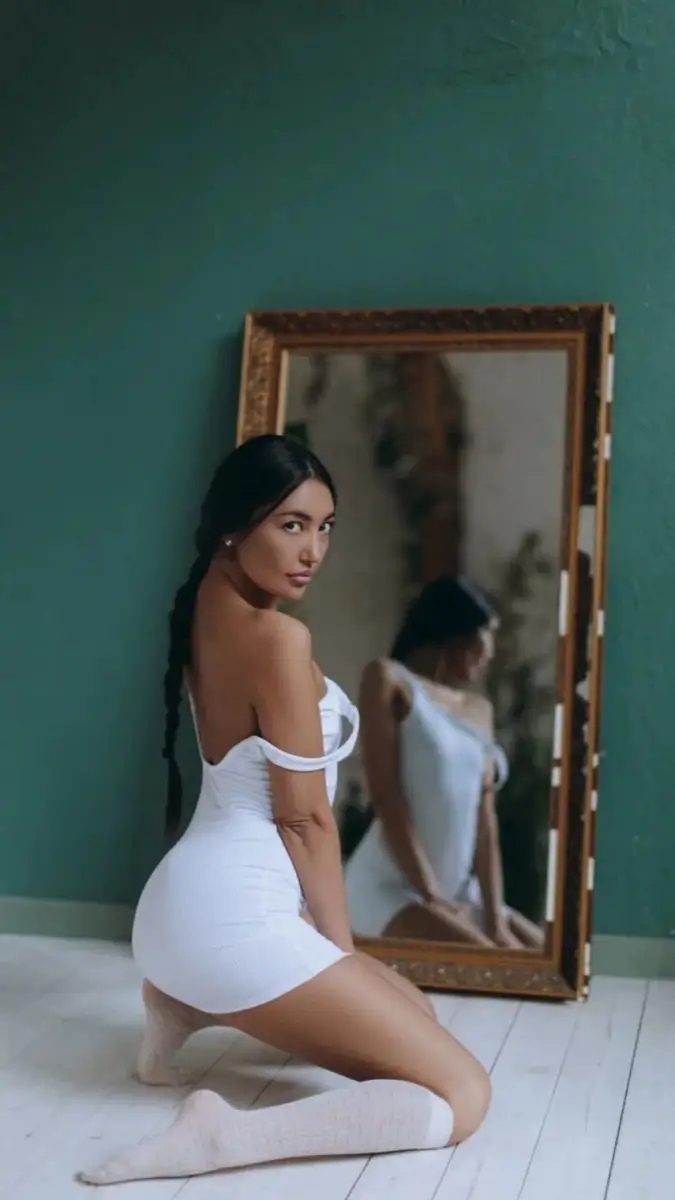 Mira escort in Dubai
