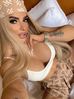 Nika escort in Dubai
