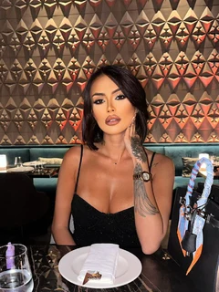 Rosa  escort in Dubai