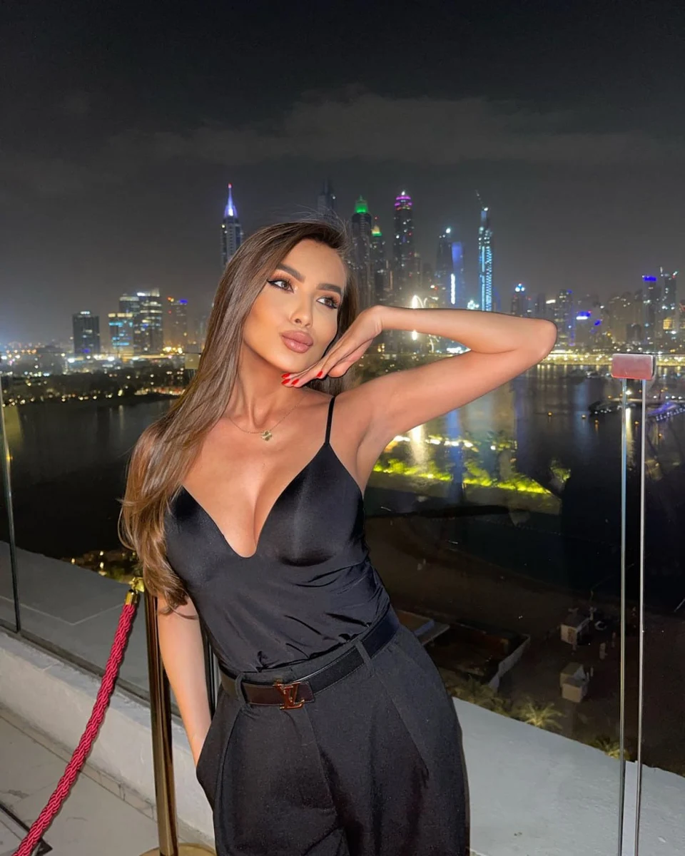 Simona escort in Dubai