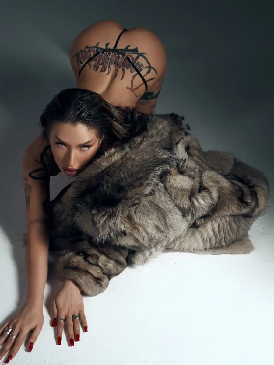 Sophia escort in Dubai