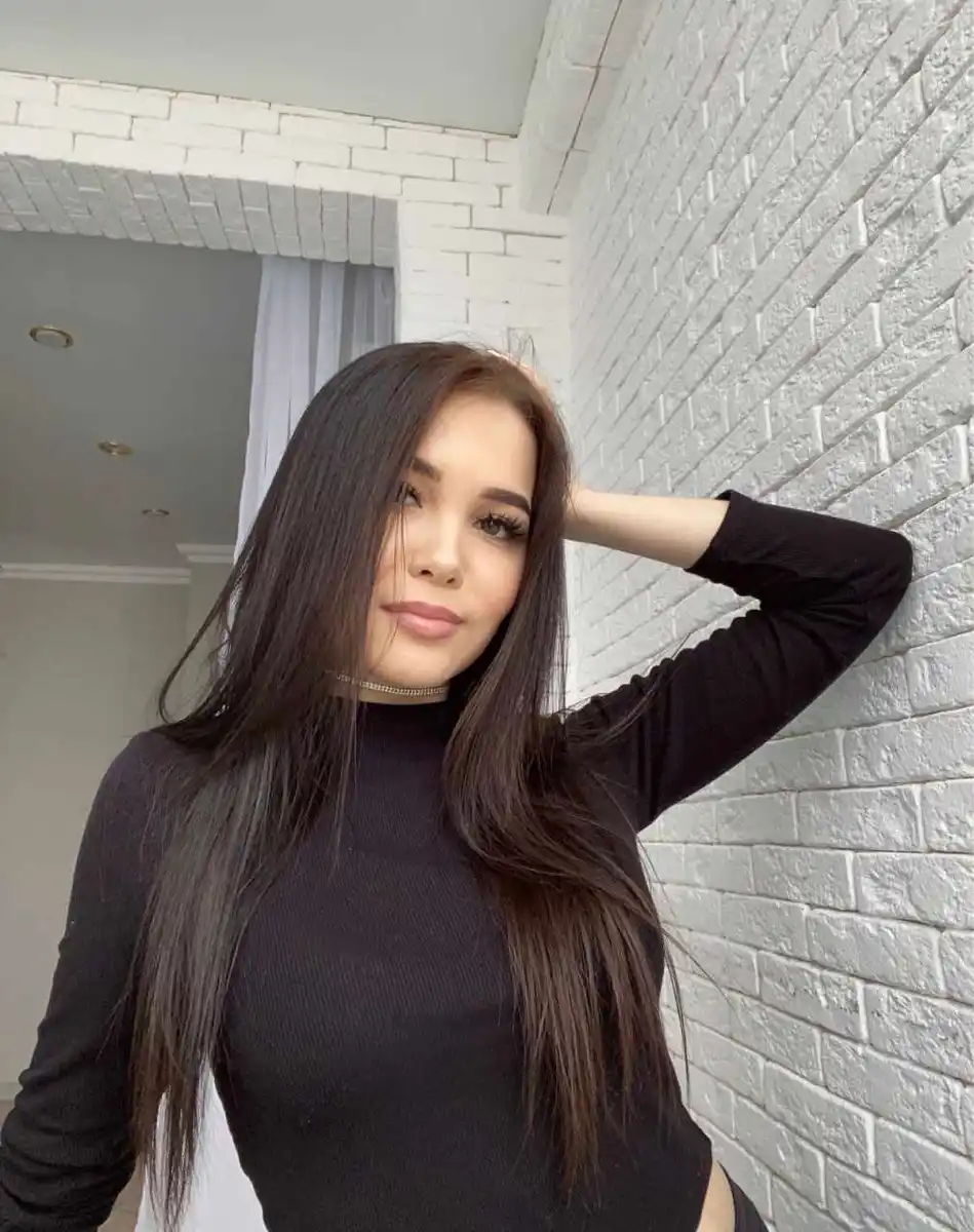 Vladlena escort in Dubai