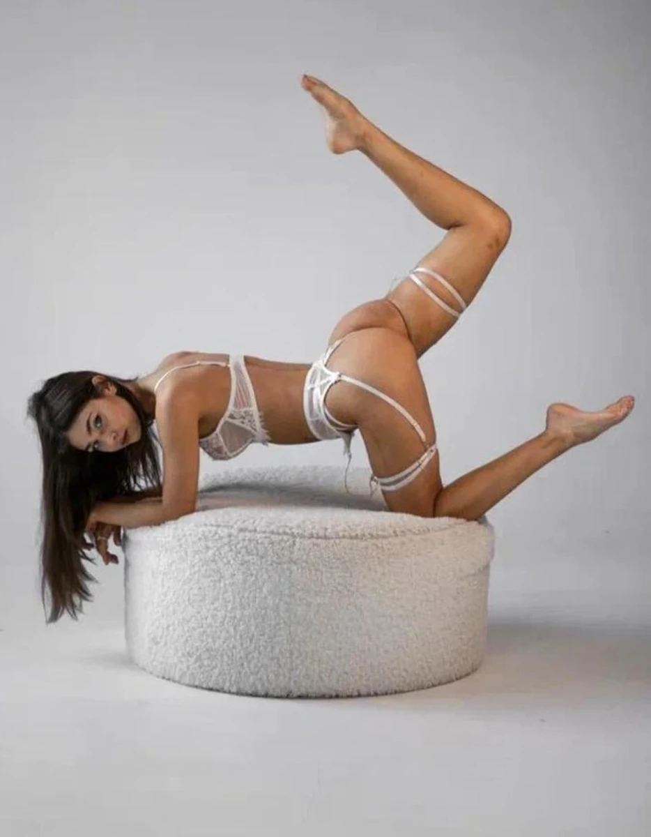 Yana escort in Dubai
