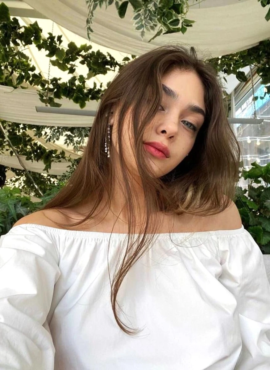 Yana escort in Dubai