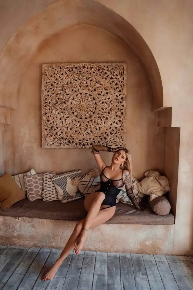 Yulia escort in Dubai