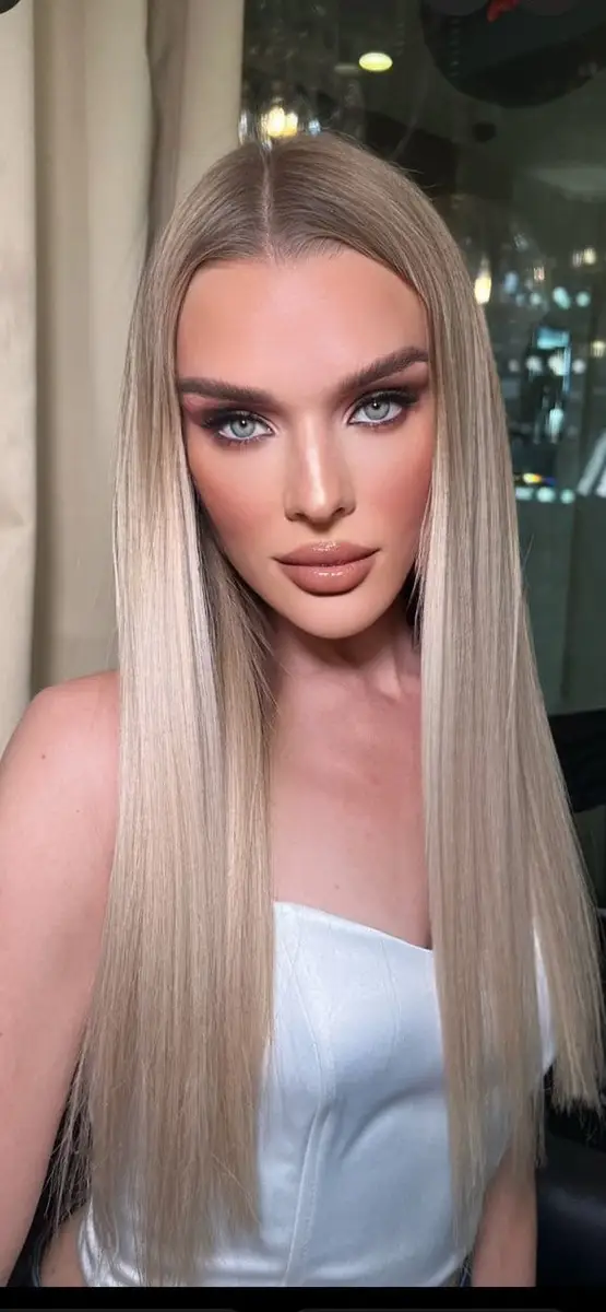 Zhenya escort in Dubai